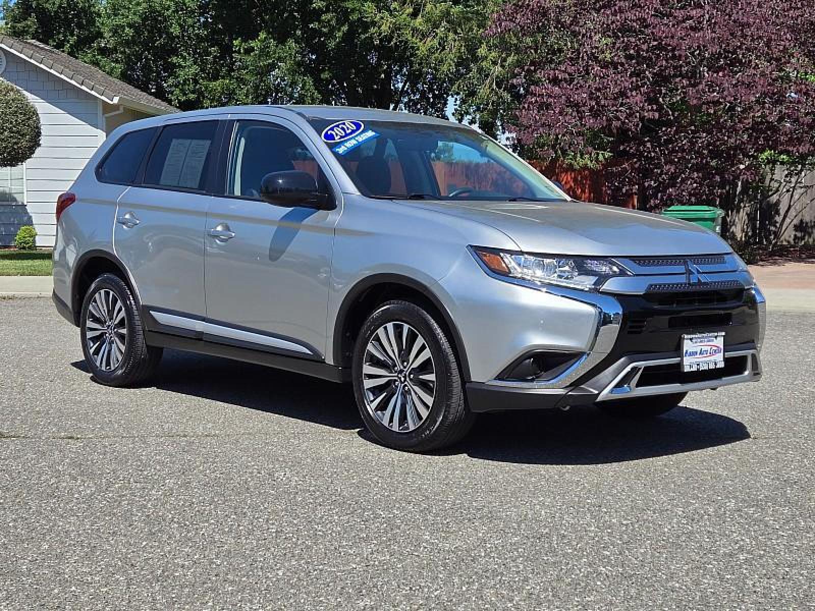 2020 SILVER Mitsubishi Outlander (JA4AD2A31LZ) with an 4-Cyl 2.4 Liter engine, Automatic CVT transmission, located at 246 E Walker St., Orland, 95963, (530) 865-5800, 39.747589, -122.178398 - Photo #0