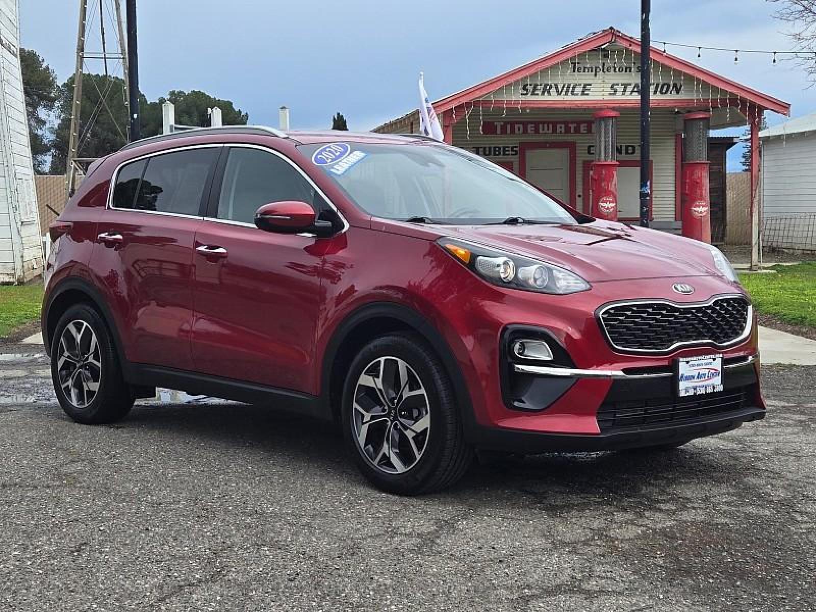 2020 RED /black Kia Sportage (KNDPN3AC3L7) with an 4-Cyl GDI 2.4 Liter engine, Automatic 6-Spd transmission, located at 246 E Walker St., Orland, 95963, (530) 865-5800, 39.747589, -122.178398 - Photo #0