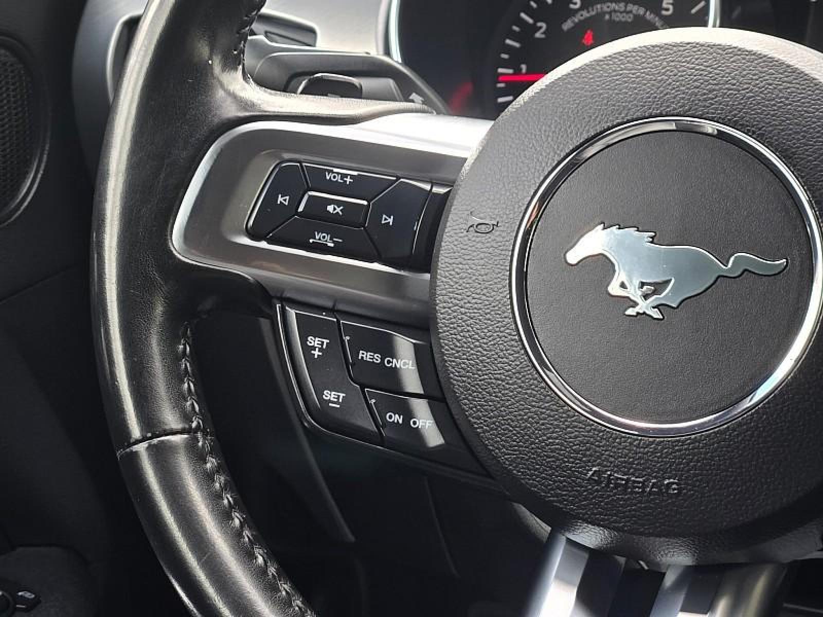 2020 WHITE /black Ford Mustang (1FATP8UH4L5) with an 4-Cyl Turbo EcoBoost 2.3 Liter engine, Automatic 10-Spd w/SelectShift transmission, located at 246 E Walker St., Orland, 95963, (530) 865-5800, 39.747589, -122.178398 - Photo #20
