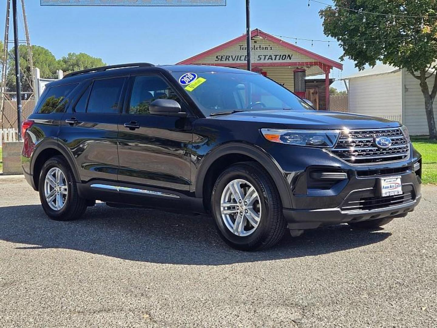 2020 BLACK Ford Explorer (1FMSK7DH6LG) with an 4-Cyl EcoBoost Turbo 2.3 Liter engine, Automatic 10-Spd w/SelectShift transmission, located at 246 E Walker St., Orland, 95963, (530) 865-5800, 39.747589, -122.178398 - Photo#0