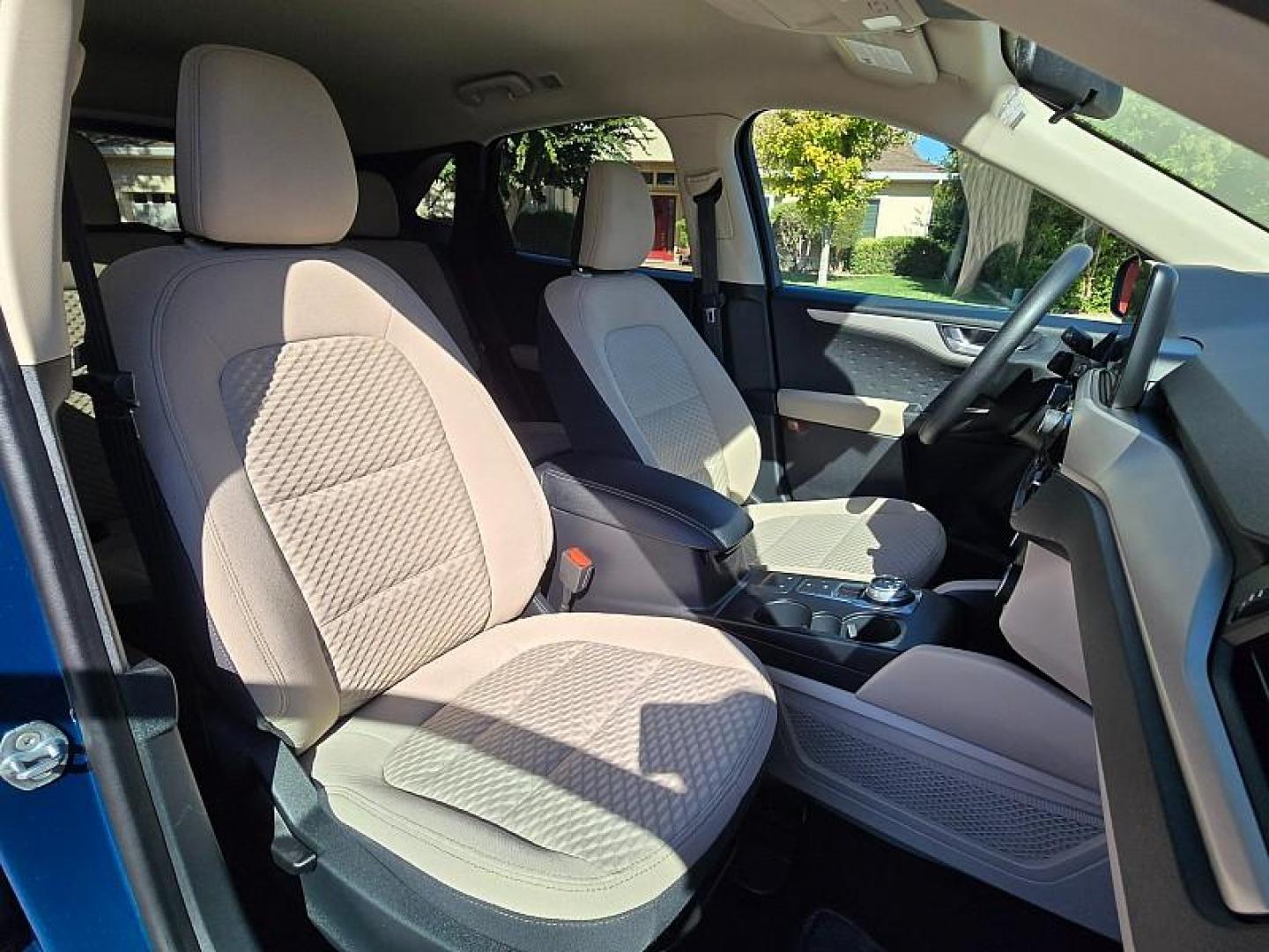 2020 GREEN Ford Escape (1FMCU0G61LU) with an 3-Cyl EcoBoost Turbo 1.5 Liter engine, Automatic 8-Spd transmission, located at 246 E Walker St., Orland, 95963, (530) 865-5800, 39.747589, -122.178398 - Photo#17