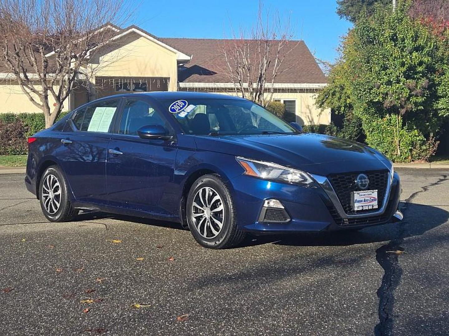 2020 BLUE Nissan Altima (1N4BL4BV9LC) with an 4-Cyl 2.5 Liter engine, Automatic Xtronic CVT transmission, located at 246 E Walker St., Orland, 95963, (530) 865-5800, 39.747589, -122.178398 - Photo#0