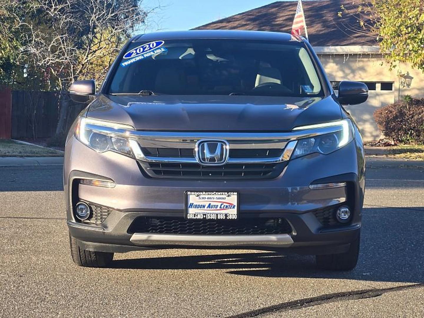 2020 GRAY Honda Pilot (5FNYF5H35LB) with an V6 i-VTEC 3.5 Liter engine, Automatic 6-Spd transmission, located at 246 E Walker St., Orland, 95963, (530) 865-5800, 39.747589, -122.178398 - Photo#1