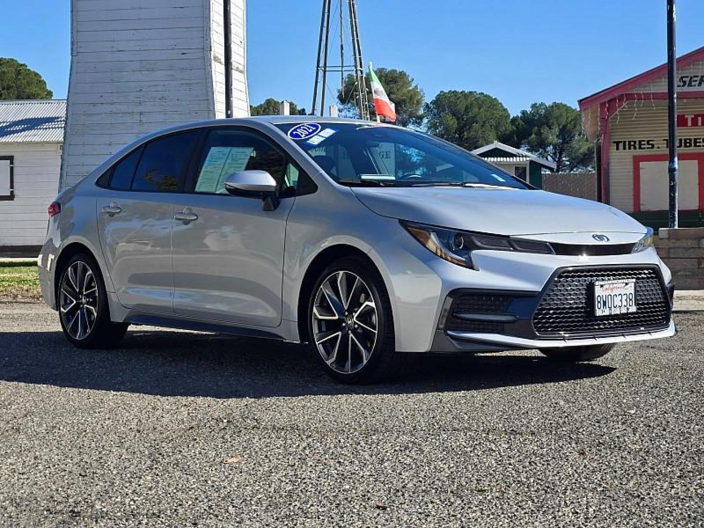 2021 SILVER Toyota Corolla (5YFS4MCE5MP) with an 4-Cyl 2.0 Liter engine, Automatic CVT w/Dynamic Shift transmission, located at 246 E Walker St., Orland, 95963, (530) 865-5800, 39.747589, -122.178398 - Photo#0