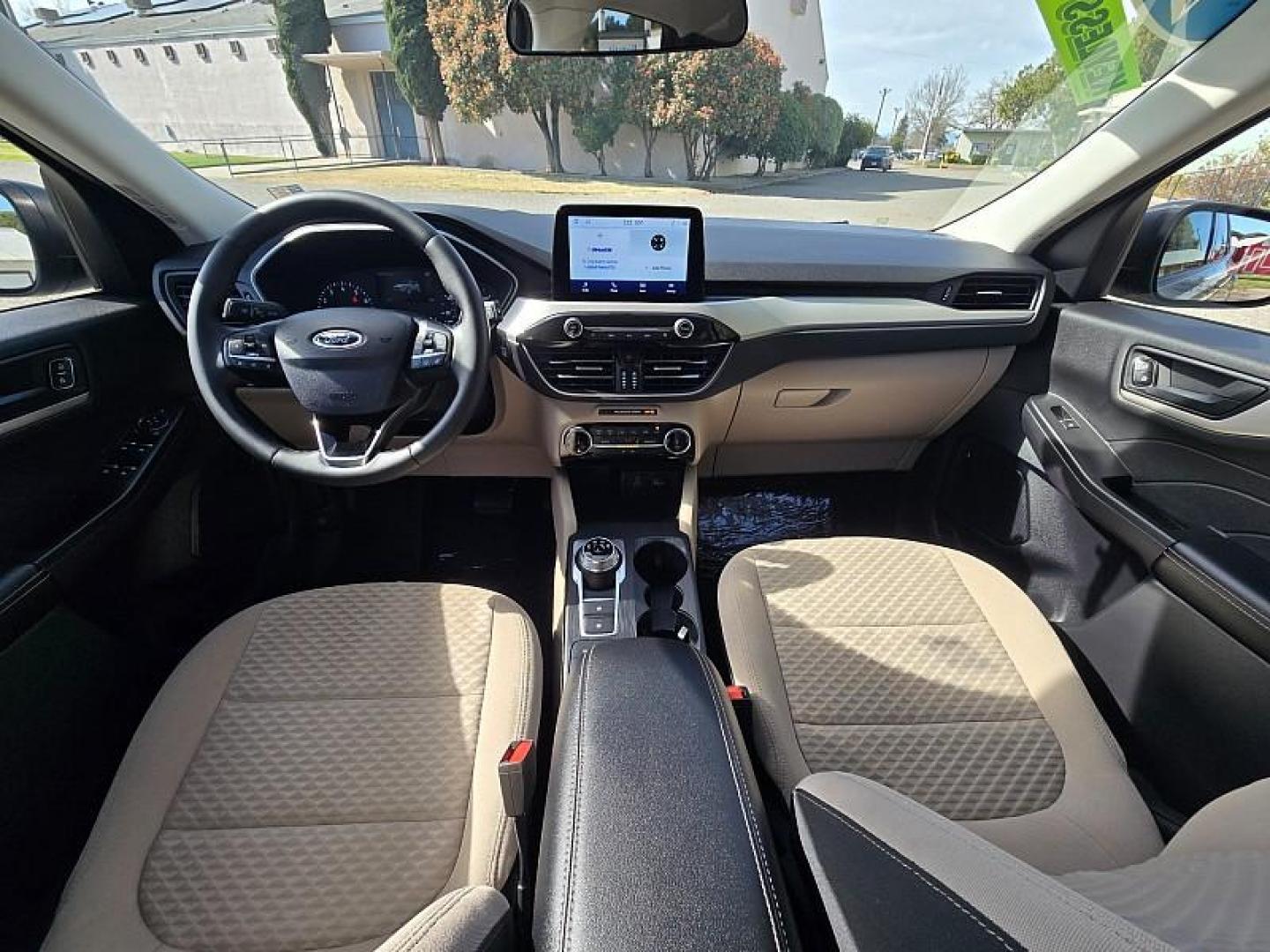 2022 SILVER Ford Escape (1FMCU0G68NU) with an 3-Cyl EcoBoost Turbo 1.5 Liter engine, Automatic 8-Spd transmission, located at 246 E Walker St., Orland, 95963, (530) 865-5800, 39.747589, -122.178398 - Photo#18